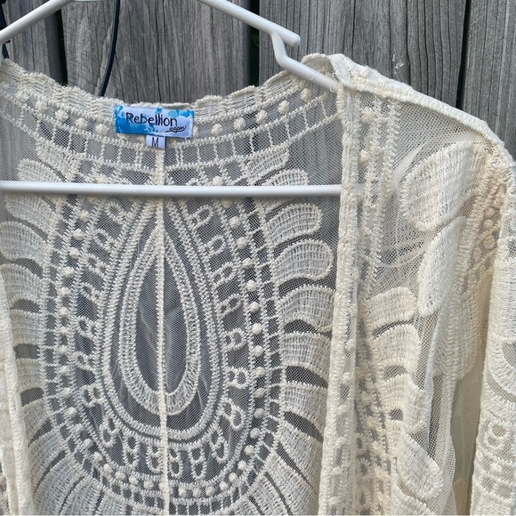 Rebellion Cream Lace Open Floral Boho Cardigan size M OSFM - Picture 4 of 4
